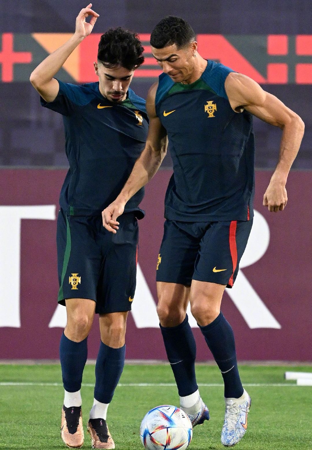 包含列斯联队血性踢球,让对手望而生畏的词条 包含列斯联队血性踢球,让对手望而生畏的词条