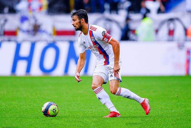 包含波尔多连胜告急，-输给斯特拉斯堡的词条