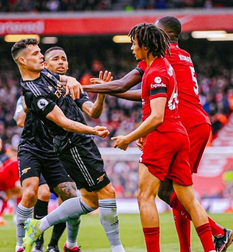 利物浦体能训练升级,备战西悉尼流浪者半决赛的简单介绍 利物浦体能训练升级,备战西悉尼流浪者半决赛的简单介绍