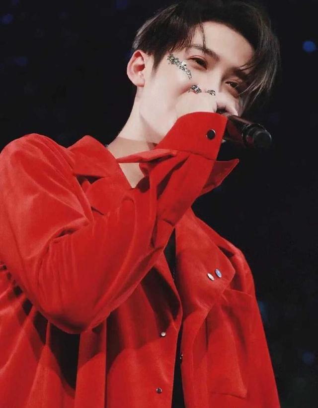 东亚球队在国际杯赛中闪耀舞台 东亚球队在国际杯赛中闪耀舞台