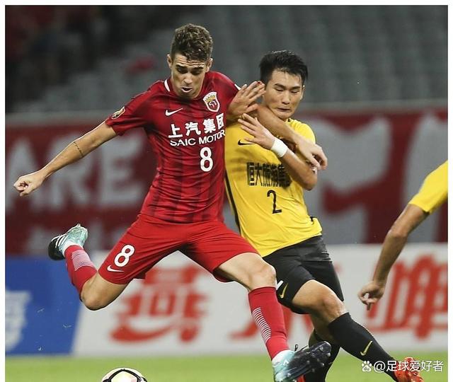 激烈竞争!豪门球队将在绿茵场上交锋 激烈竞争!豪门球队将在绿茵场上交锋