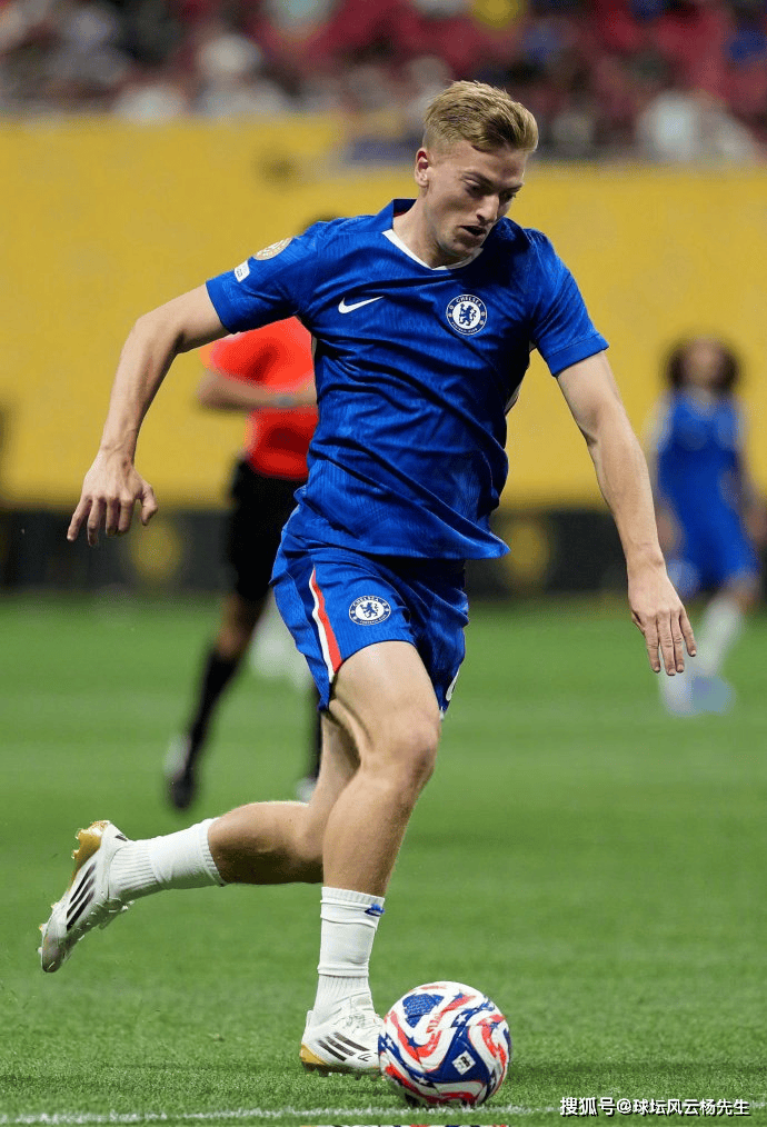 切尔西前锋连续破门,成为全队焦点! 切尔西前锋连续破门,成为全队焦点!