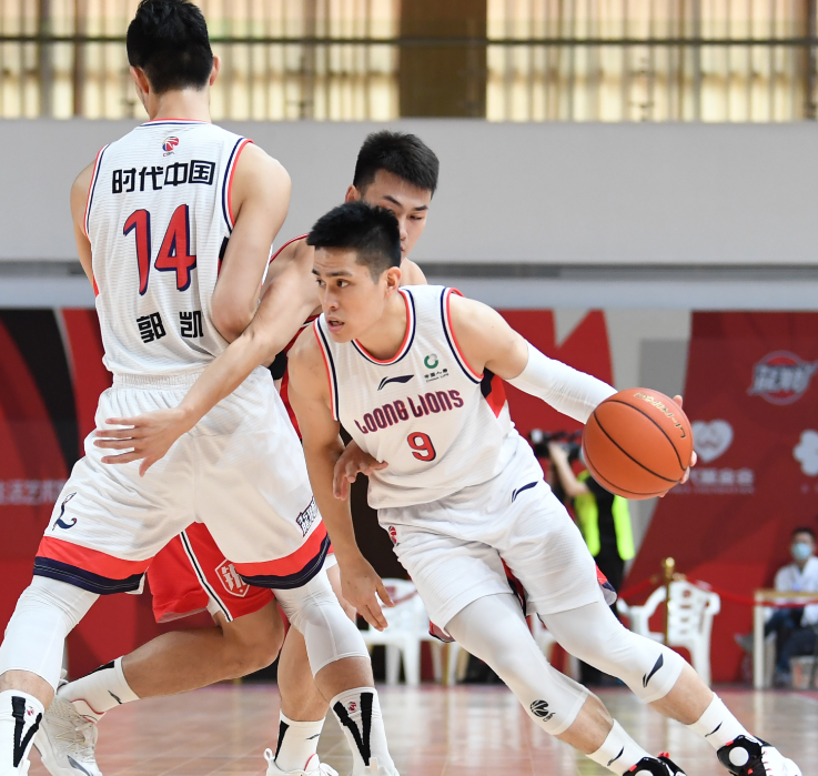 关于卡昂客场大胜安日,取得本赛季首胜的信息 关于卡昂客场大胜安日,取得本赛季首胜的信息