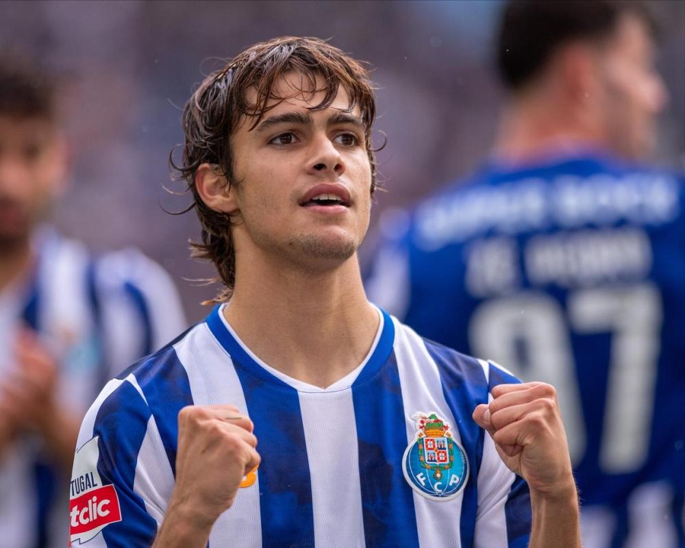 尤文图斯出局,波尔图成功晋级的简单介绍 尤文图斯出局,波尔图成功晋级的简单介绍