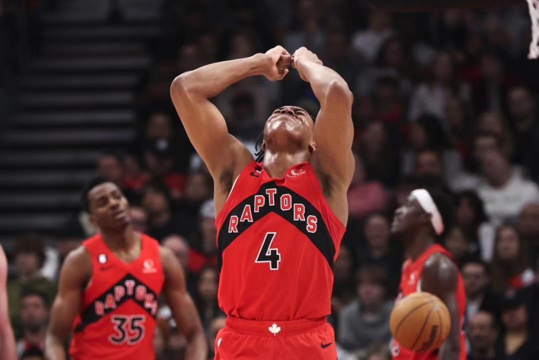 猛龙大胜活塞,保持不败领先优势 猛龙大胜活塞,保持不败领先优势