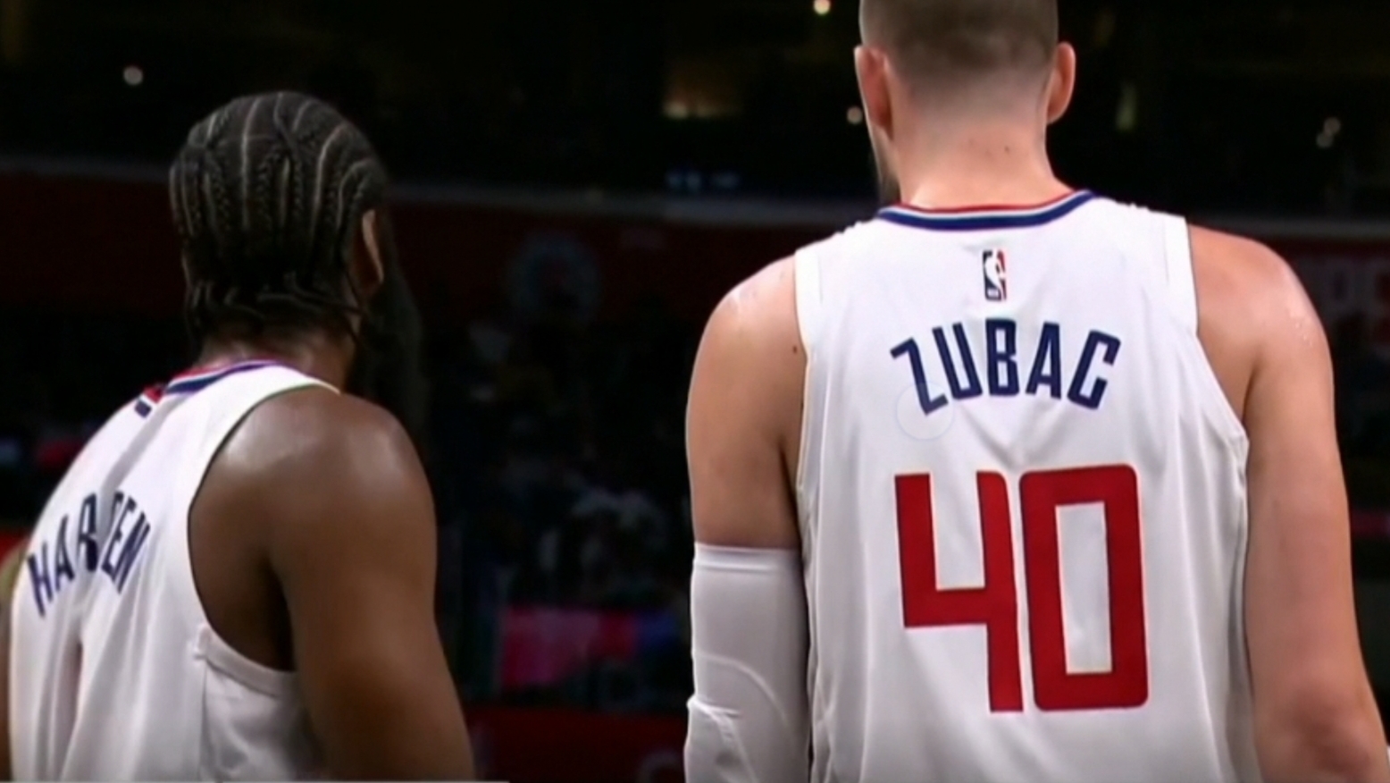 雄鹿逆转公牛,米德尔顿关键三分 雄鹿逆转公牛,米德尔顿关键三分