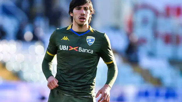 米兰体坛新星掀起奇迹,勇夺金牌领衔的简单介绍 米兰体坛新星掀起奇迹,勇夺金牌领衔的简单介绍